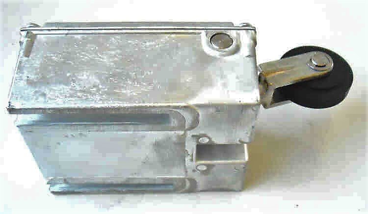 SWITCH, LIMIT, SHAFTWAY WITH HARDWARE KIT EECO # LS1-B