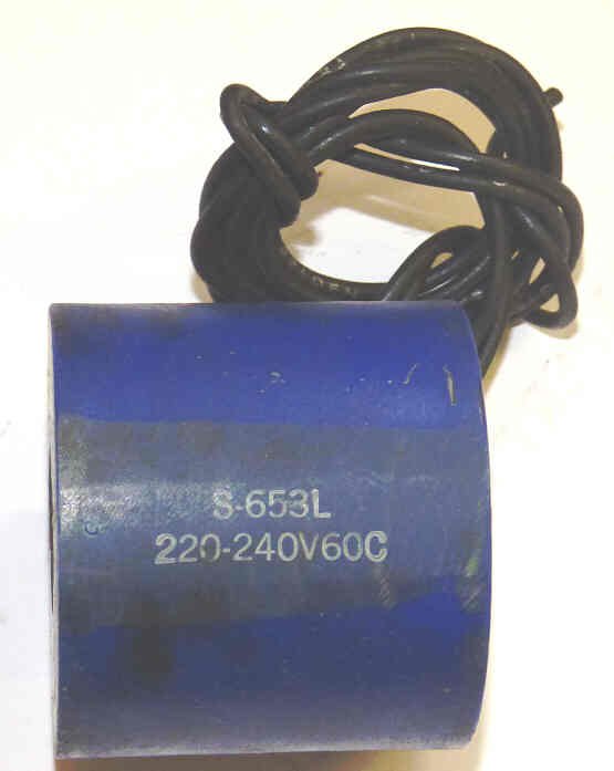 COIL, VALVE, UV-7 & UB-V-7BC VALVES, 220-240VAC, 136 OHM EECO # S653L