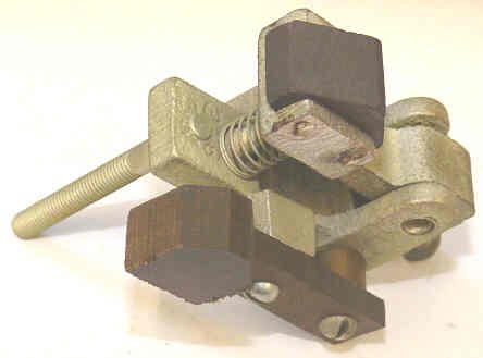 CONTACT, UP DIRECTION, CARBON CONTACT, # 5 FLOOR CONTROLLER OTIS # 6365A1
