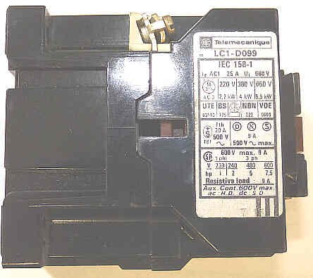 CONTACTOR, 3PDT, 1 N.C. AUX CONT., 120 VAC COIL TELEMECANIQUE # LC1D099-120