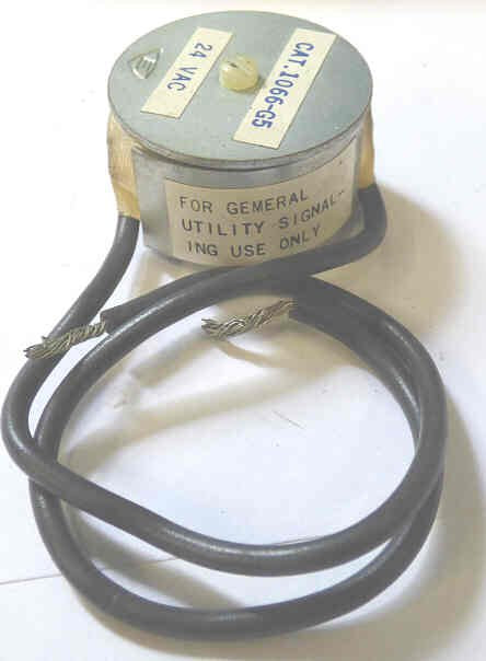 BUZZER, 24 VAC, .25 AMP, 1.25 X 1.25 X .81 EDWARDS # 1066-G5