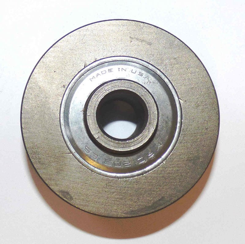 ROLLER, 2 1/4 DIAMETER X S/S WIDE. BEARING HAS 1/8 SLEEVE ES # FA-7SSO