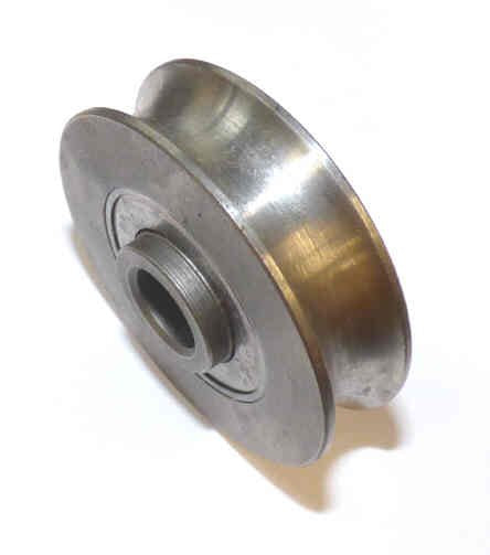 ROLLER, 2 1/4 DIAMETER X S/S WIDE. BEARING HAS 1/8 SLEEVE ES # FA-7SSO