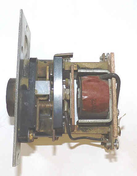 ASSEMBLY, BUTTON, FOR LATCHING TYPE 'H' BUTTONS