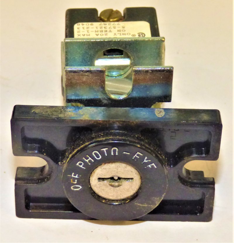 SWITCH, KEYED, ELECTRIC EYE DOVER, # 32742