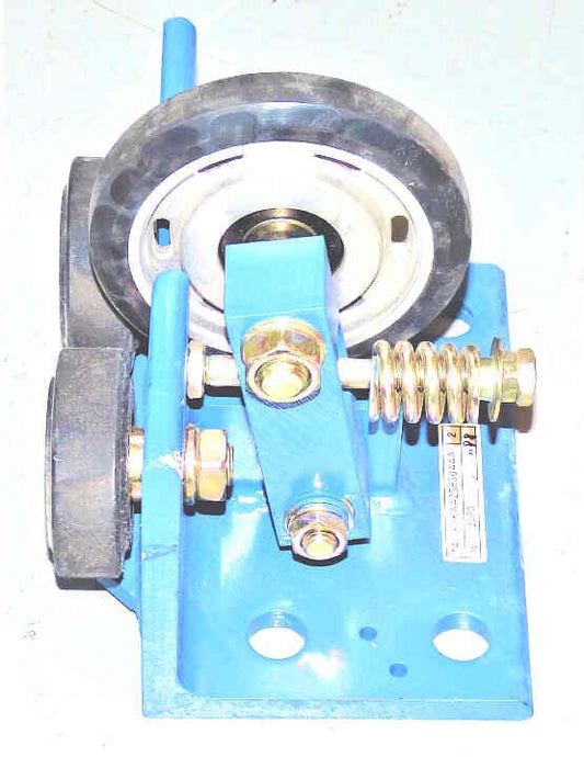 ASSEMBLY, ROLLER GUIDE, BOTTOM, 5 & 3 ROLLERS, OTIS # KAA25830AAA2
