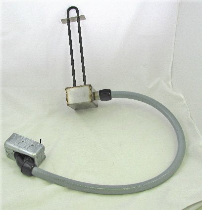 TANK HEATER WITH FLEXIBLE LIQUID TIGHT TUBING