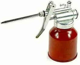 RED HIGH PRESSURE FEED OIL CAN