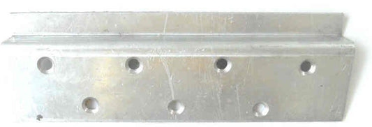 STANDARD 'Z' BRACKET, 8 INCH, 3/4 OFFSET, 3/16 STEEL WITH SCREWS
