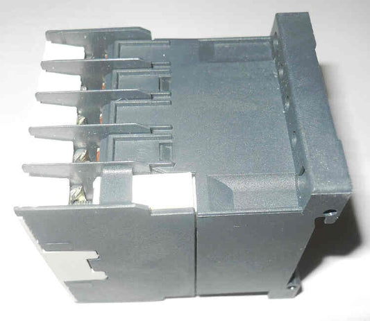 CONTACTOR, TELEMECANIQUE LC1K0610F7 110 VAC COIL