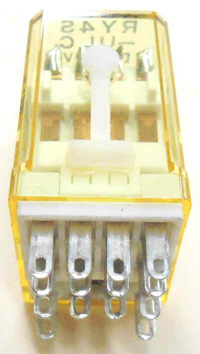 IDEC 4PDT ICE CUBE RELAY, 120 VAC, NEON & TEST IDEC # RY42S-ULC-AC120