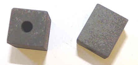 CONTACT, CARBON, 5/8 X 5/8 X 3/4 10-32 HOLE