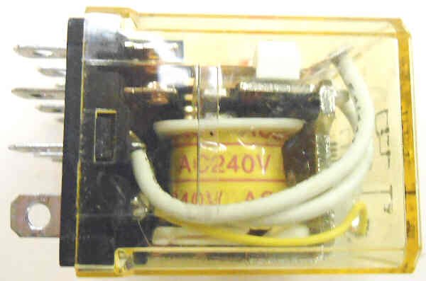 IDEC 4PDT RELAY, 240 VAC, 14 PIN, NEON & TEST IDEC # RH4B-ULC-AC240