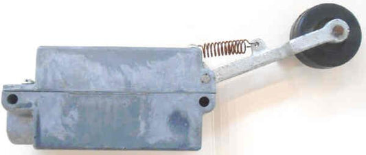 SWITCH, LIMIT, BACK WIRED, N.C, 300VAC, 2 AMP, MONTGOMERY # P33235-001