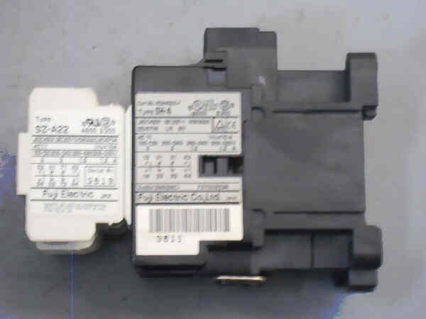 RELAY, 4PDT, WITH AUXILIARY 2NC/2NO CONTACT BLOCK FUJI #'S SH4 & SZ-A22