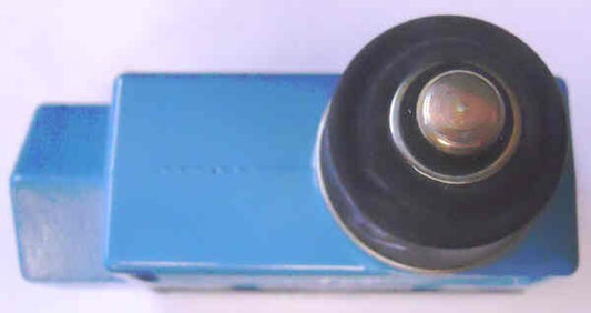 SWITCH, MICRO, SPDT, TOP PLUNGER ACTUATED MICROSWITCH # BZE6-2RN
