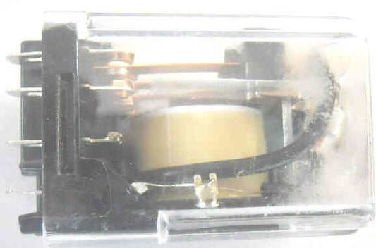 RELAY, POWER, KUP BASE, 3PDT, 240 VAC, NEON OMRON MJN3CIN-AC240