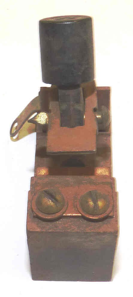 BUTTON, ASSEMBLY, WITH 1/2 ROUND BUTTON, BLACK, MARKED 'B', OTIS