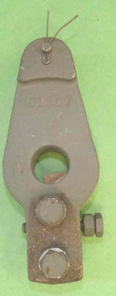 HITCH,LATCH, PIVOT, CHAIN WITH ADJUSTMENT SCREW, PEELLE # 01507