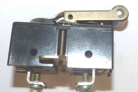 SWITCH, DPDT, ROLLER. SNAP ACTION, ALLEN BRADLEY # PAS120-7