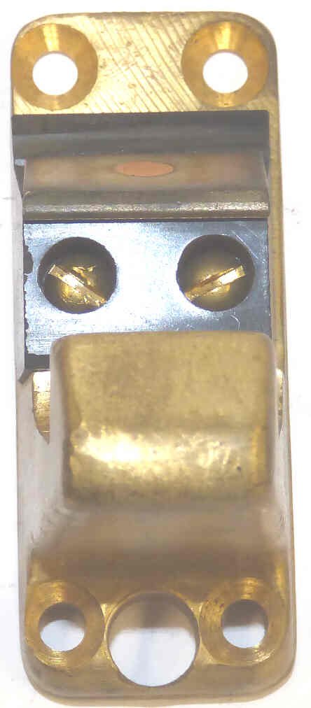 KEEPER, BRONZE, WITH CONTACT, L INTERLOCK, OTIS # 132028