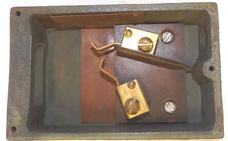 SWITCH, INTERLOCK, RIGHT HAND, TYPE SD-2 SERGE # 13652R