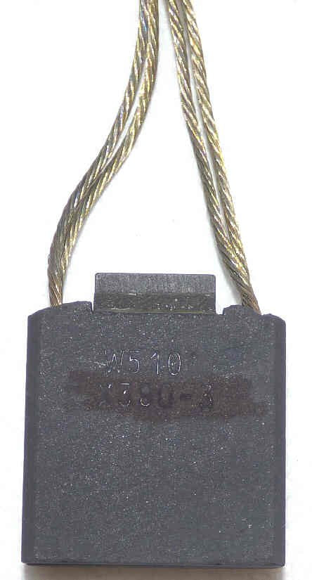 BRUSH, GRADE W510, 1.5 X 1.75 X 5/8, 4 1/4 SHUNT WESTINGHOUSE # X38Q3