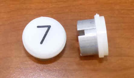 INSERT, P.I., WHITE, 1 1/8 DIAMETER, ENGRAVED # 7 GAL # PID1-0009N