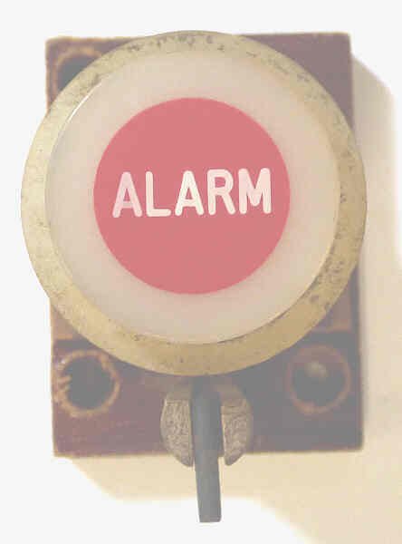 BUTTON, ASSEMBLY, NON-ILLUMINATED, RED, MARKED ALARM IN WHITE, VERTICAL VINTAGE