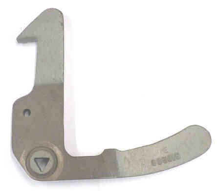 HOOK, CENTER LATCH, SINGLE, PEELLE # 035015