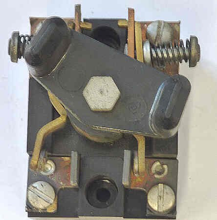 SWITCH, DOUBLE CONTACT, EMERGENCY RELEASE, WESTINGHOUSE # R8555G01