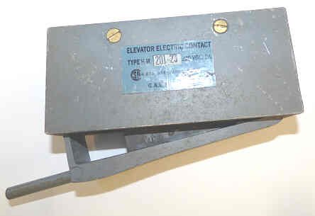 SWITCH, GOVERNOR OVERSPEED, LH/RH/ INTERCHANGEABLE HW #  SW1-0020N