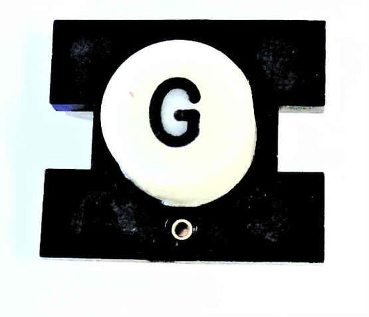 PRESSEL, BUTTON, MONITOR, WITH CONTACTS, WHITE, MARKED 'G'  IN BLACK