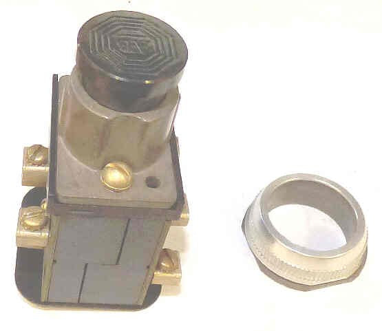 PUSHBUTTON, BLACK, N.O./N.C. CONTACTS, HEAVY DUTY ALLEN-BRADLEY # 800H-AK2B