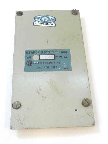COVER, INTERLOCK, SWITCH, TYPE SM