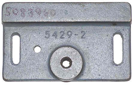 BRACKET, FAST DOOR 8 UPPER LINK GAL CASTING # 5429-2