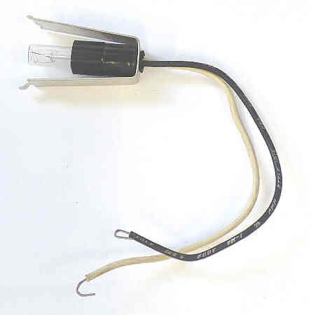 HOLDER, MINIATURE BAYONET BULBS WITH PIGTAILS PTL