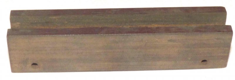 GUIDE. VERTICAL SELECTOR, PHENOLIC, 4.5 X 1 H X ,875 W WATSON # TA-4091