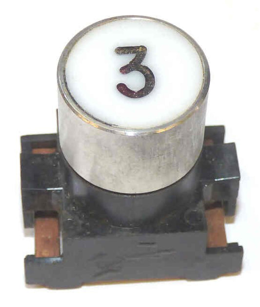 BUTTON, TOP, WHITE WITH BLACK HORIZONATAL # 3 ARMOR # B761007