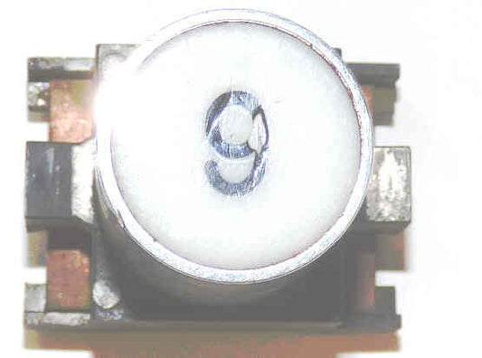 BUTTON, TOP, WHITE WITH BLACK HORIZONATAL # 9 ARMOR # B761007