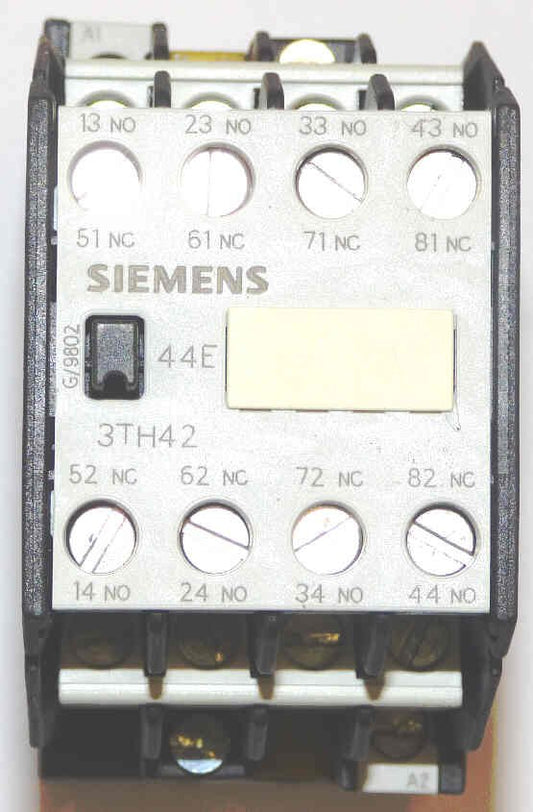 CONTACTOR, 4 N.O./4 N.C. 10A, 110120 VAC SIEMENS # 3TH4244-0AK6