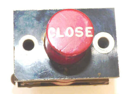 BUTTON, ASSEMBLY, RED, MARKED CLOSECURTIS #