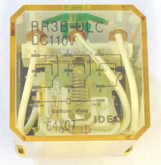 IDEC 3PDT RELAY, KUP BASE, 110 VDC, NEON + TEST IDEC # RR3B-ULC-110DC