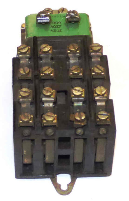 CONTACTOR, 8 POLE, 208-220 VAC COIL, G-E # CR2810A14AG COIL # 22D135G103