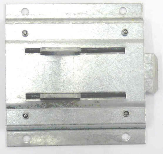 LATCH, STEEL, SLIDING, SECURES TOP OF CAR EXIT