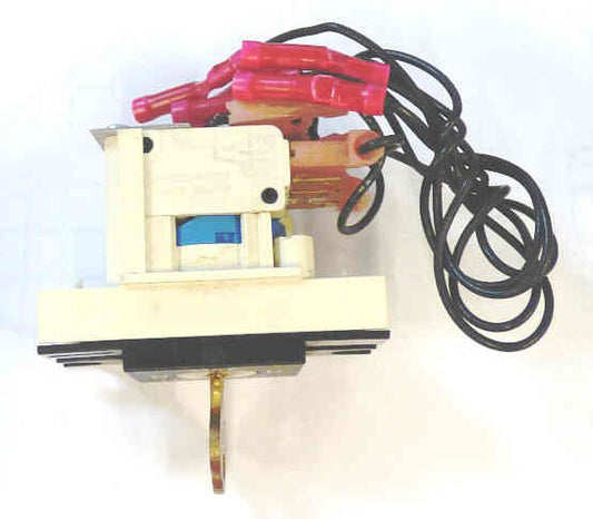 SWITCH. KEYED, HOISTWAY ACCESS, HOEIZONTAL, V7 FIXTURES, DOVER # 9746171