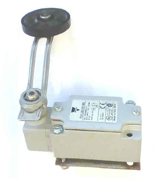 SWITCH, LIMIT, NO/NC,OFFSET ARM 120VAC/24VDC GAVAZZI# PS31L-NS11W