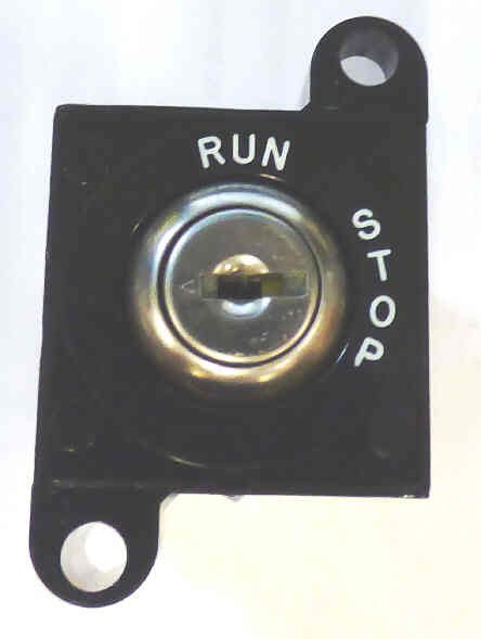 SWITCH, KEYED, BLACK HALO MARKED RUN-STOP IN WHITE ADAMS # AS468K21