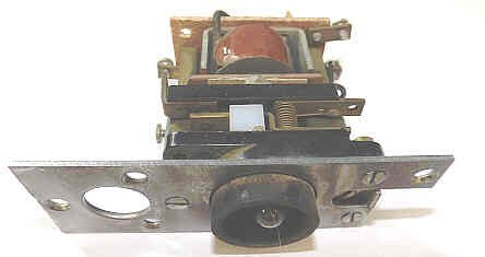 ASSEMBLY, BUTTON, FOR LATCHING TYPE 'H' BUTTONS
