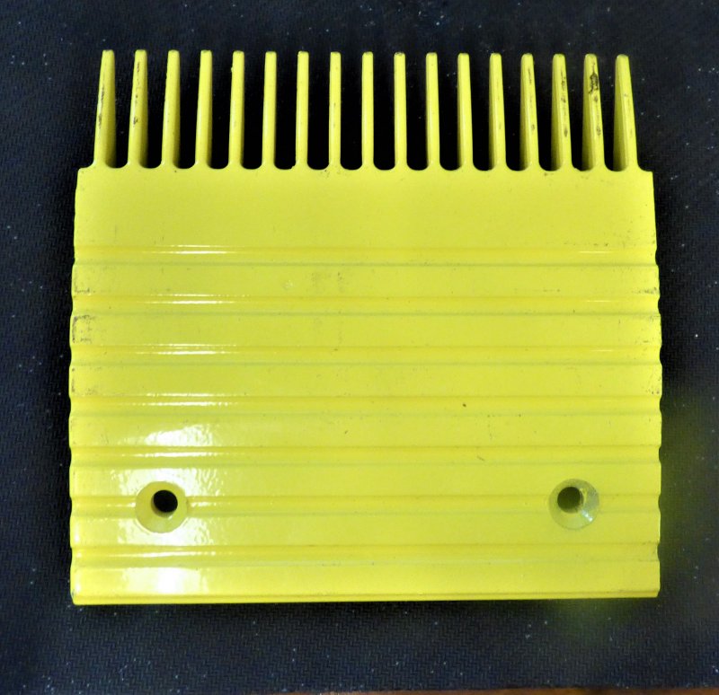 COMBFINGER, ALUMINUM, YELLOW, 17 TEETH OTIS # GOA453A6Y